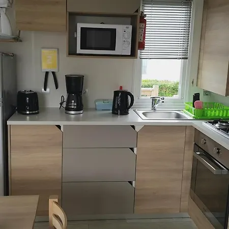 Campsite Mhvacances Propose Camping 4 Etoiles En Normandie Litteau