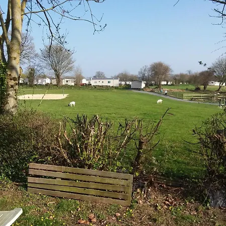 Campsite Mhvacances Propose Camping 4 Etoiles En Normandie 4*